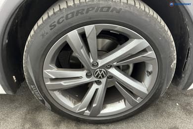 Volkswagen Tiguan R-Line Edition Automatic Petrol SUV - Stock Number (1672501) - 35th supplementary image