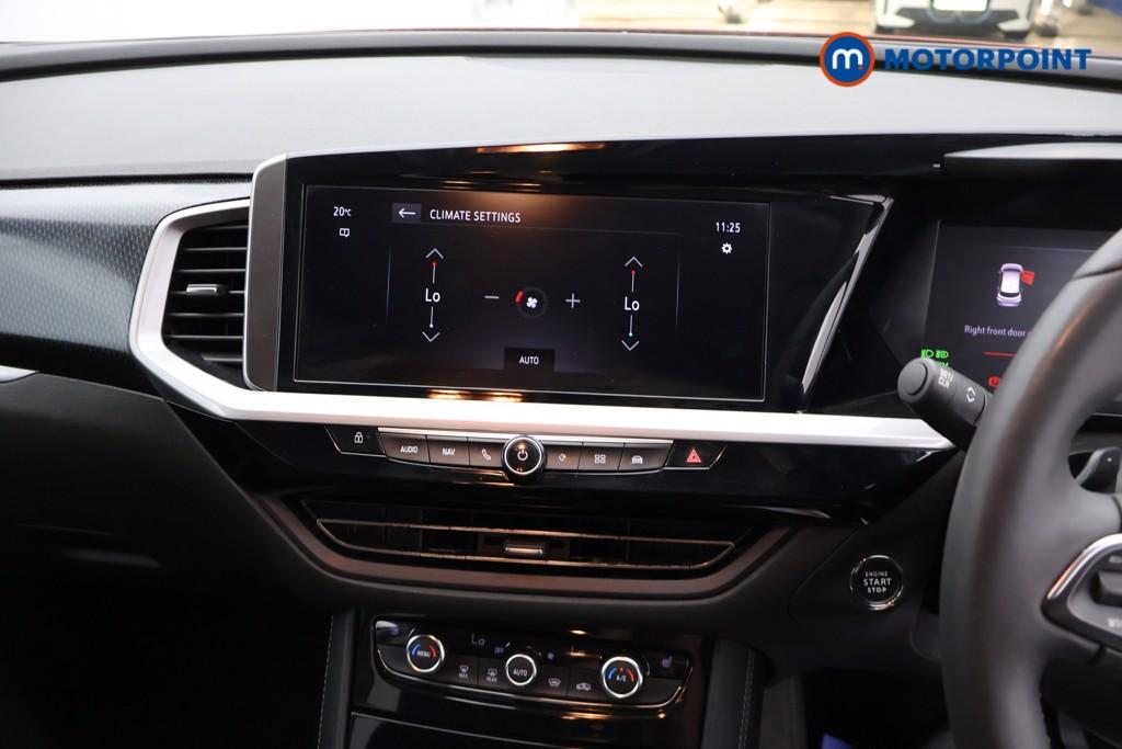 Vauxhall Grandland Ultimate Automatic Petrol Plug-In Hybrid SUV - Stock Number (1661844) - 8th supplementary image