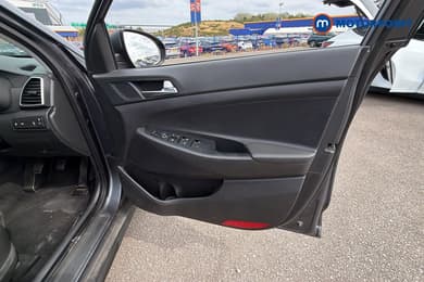 Hyundai Tucson Se Nav Manual Petrol SUV - Stock Number (1664946) - 19th supplementary image