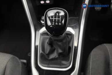 Volkswagen T-Roc Life Manual Petrol SUV - Stock Number (1666975) - 6th supplementary image