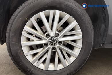 Volkswagen T-Roc Life Manual Petrol SUV - Stock Number (1666975) - 9th supplementary image