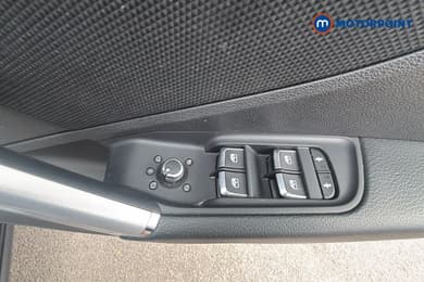 Audi Q2 S Line Manual Petrol SUV - Stock Number (1667598) - 4th supplementary image
