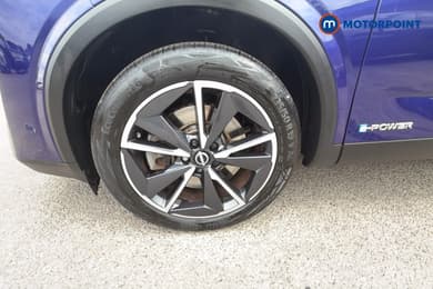 Nissan Qashqai Tekna Automatic Petrol-Electric Hybrid SUV - Stock Number (1668077) - 38th supplementary image