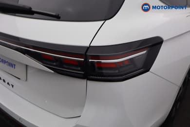 Volkswagen Passat R-Line Automatic Petrol Plug-In Hybrid Estate - Stock Number (1669032) - 3rd supplementary image