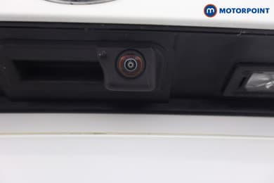Volkswagen Passat R-Line Automatic Petrol Plug-In Hybrid Estate - Stock Number (1669032) - 5th supplementary image