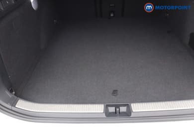Volkswagen Passat R-Line Automatic Petrol Plug-In Hybrid Estate - Stock Number (1669032) - 6th supplementary image
