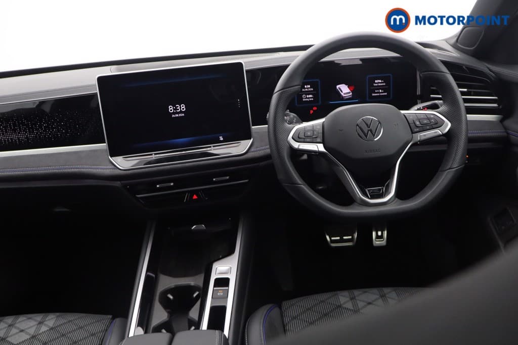 Volkswagen Passat R-Line Automatic Petrol Plug-In Hybrid Estate - Stock Number (1669032) - 8th supplementary image
