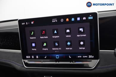 Volkswagen Passat R-Line Automatic Petrol Plug-In Hybrid Estate - Stock Number (1669032) - 21st supplementary image