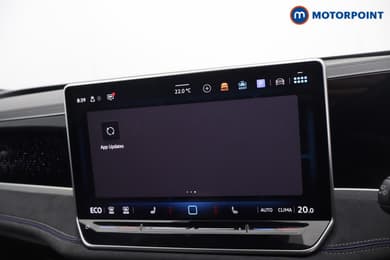 Volkswagen Passat R-Line Automatic Petrol Plug-In Hybrid Estate - Stock Number (1669032) - 23rd supplementary image