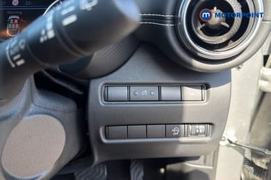 Nissan Juke N-Connecta Automatic Petrol SUV - Stock Number (1669304) - 17th supplementary image