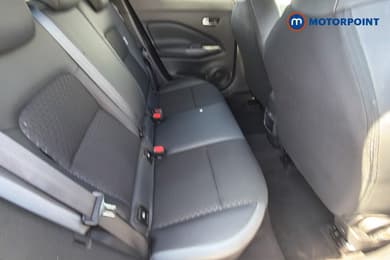 Nissan Juke N-Connecta Automatic Petrol SUV - Stock Number (1669304) - 32nd supplementary image