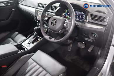 Skoda Superb Se L Automatic Petrol Plug-In Hybrid Estate - Stock Number (1669434) - 4th supplementary image