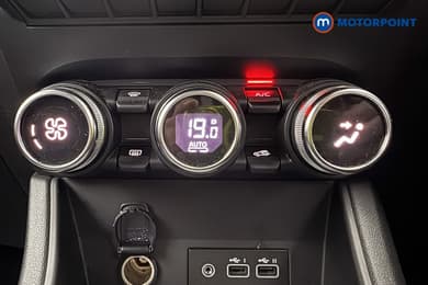 Renault Captur Evolution Automatic Petrol-Electric Hybrid SUV - Stock Number (1669554) - 16th supplementary image