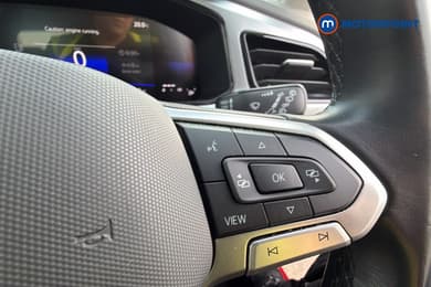 Volkswagen T-Roc Life Manual Petrol SUV - Stock Number (1669580) - 4th supplementary image