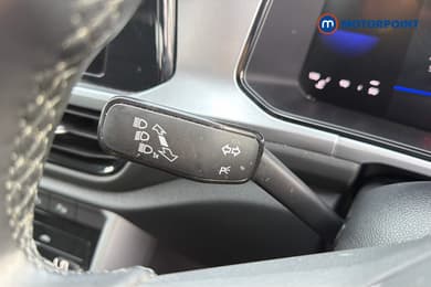Volkswagen T-Roc Life Manual Petrol SUV - Stock Number (1669580) - 6th supplementary image