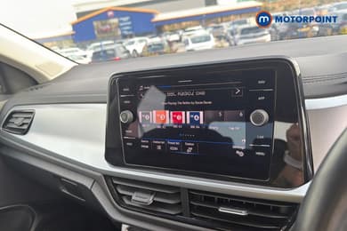 Volkswagen T-Roc Life Manual Petrol SUV - Stock Number (1669580) - 9th supplementary image