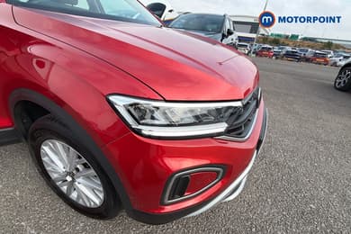 Volkswagen T-Roc Life Manual Petrol SUV - Stock Number (1669580) - 44th supplementary image