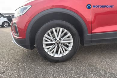 Volkswagen T-Roc Life Manual Petrol SUV - Stock Number (1669580) - 47th supplementary image
