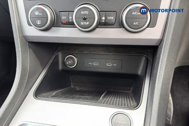 Seat Ateca FR Manual Petrol SUV - Stock Number (1670548) - 17th supplementary image