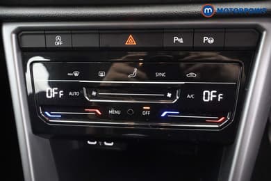 Volkswagen T-Roc Life Manual Petrol SUV - Stock Number (1670803) - 16th supplementary image