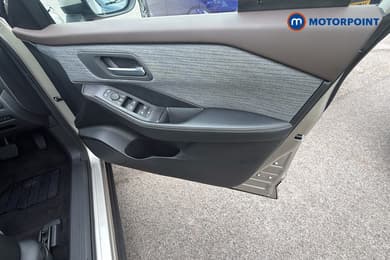 Nissan X-Trail N-Connecta Automatic Petrol-Electric Hybrid SUV - Stock Number (1671575) - 20th supplementary image