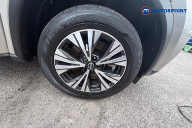 Nissan X-Trail N-Connecta Automatic Petrol-Electric Hybrid SUV - Stock Number (1671575) - 42nd supplementary image