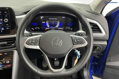 Volkswagen T-Roc Life Manual Petrol SUV - Stock Number (1671801) - 6th supplementary image
