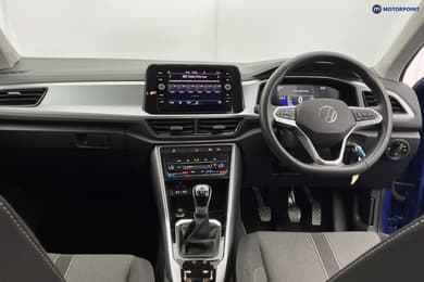 Volkswagen T-Roc Life Manual Petrol SUV - Stock Number (1671801) - 12th supplementary image