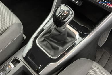 Volkswagen T-Roc Life Manual Petrol SUV - Stock Number (1671801) - 15th supplementary image