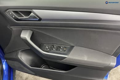 Volkswagen T-Roc Life Manual Petrol SUV - Stock Number (1671801) - 23rd supplementary image