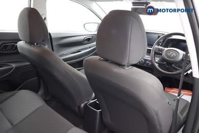 Hyundai I20 Se Connect Manual Petrol Hatchback - Stock Number (1672105) - 18th supplementary image