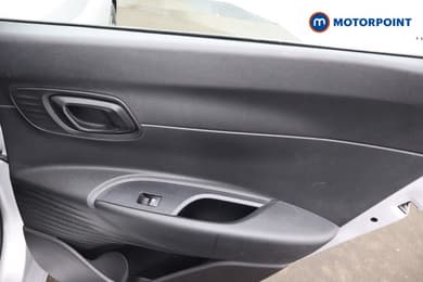 Hyundai I20 Se Connect Manual Petrol Hatchback - Stock Number (1672105) - 19th supplementary image