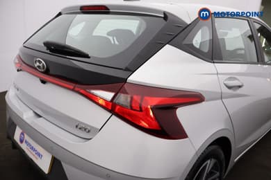 Hyundai I20 Se Connect Manual Petrol Hatchback - Stock Number (1672105) - 26th supplementary image