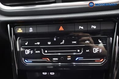 Volkswagen T-Roc R-Line Automatic Petrol SUV - Stock Number (1672238) - 16th supplementary image