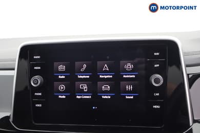 Volkswagen T-Roc R-Line Automatic Petrol SUV - Stock Number (1672238) - 17th supplementary image