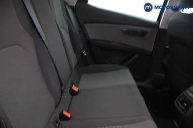 Seat Leon Se Dynamic Manual Petrol Hatchback - Stock Number (1673869) - 5th supplementary image