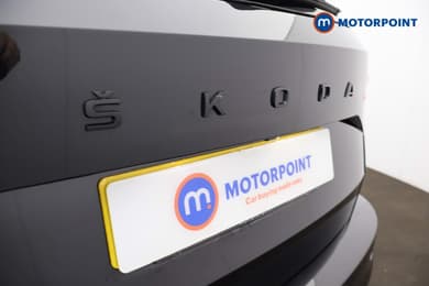 Skoda Karoq Sportline Automatic Petrol SUV - Stock Number (1667344) - 32nd supplementary image