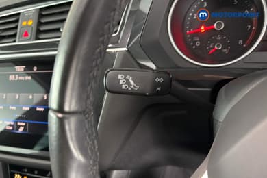 Volkswagen Tiguan Life Manual Petrol SUV - Stock Number (1668817) - 6th supplementary image