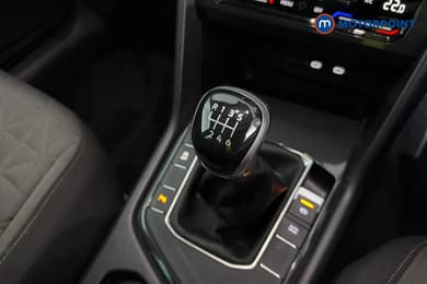 Volkswagen Tiguan Life Manual Petrol SUV - Stock Number (1668817) - 13th supplementary image