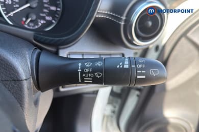 Nissan Juke N-Connecta Automatic Petrol-Electric Hybrid SUV - Stock Number (1668947) - 12th supplementary image