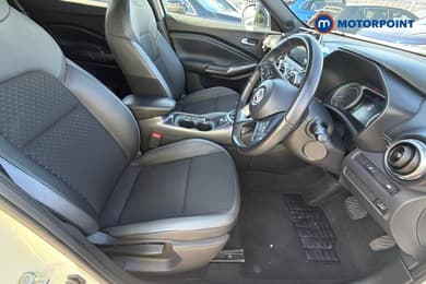 Nissan Juke N-Connecta Automatic Petrol-Electric Hybrid SUV - Stock Number (1668947) - 18th supplementary image