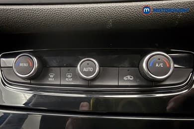 Vauxhall Grandland Gs Line Manual Petrol SUV - Stock Number (1669563) - 16th supplementary image
