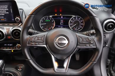 Nissan Juke N-Connecta Automatic Petrol SUV - Stock Number (1669786) - 5th supplementary image