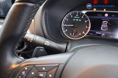 Nissan Juke N-Connecta Automatic Petrol SUV - Stock Number (1669786) - 8th supplementary image