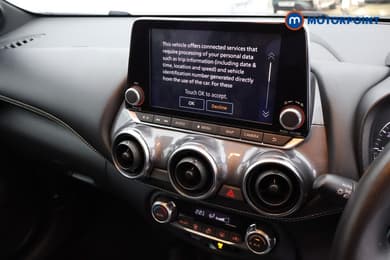 Nissan Juke N-Connecta Automatic Petrol SUV - Stock Number (1669786) - 11th supplementary image
