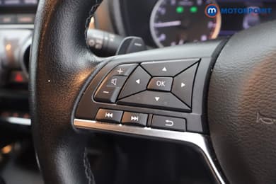 Nissan Juke N-Connecta Automatic Petrol SUV - Stock Number (1669796) - 6th supplementary image