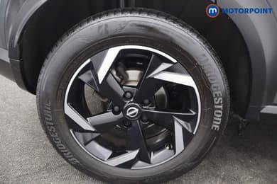 Nissan Juke N-Connecta Automatic Petrol SUV - Stock Number (1669796) - 14th supplementary image