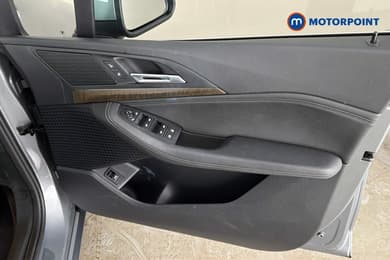 BMW 2 Series Luxury Automatic Petrol Plug-In Hybrid Estate - Stock Number (1670724) - 19th supplementary image