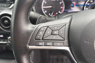 Nissan Juke N-Connecta Automatic Petrol SUV - Stock Number (1671482) - 8th supplementary image