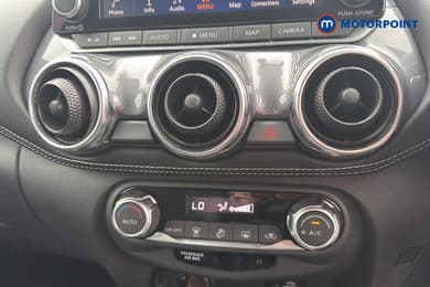 Nissan Juke N-Connecta Automatic Petrol SUV - Stock Number (1671482) - 13th supplementary image